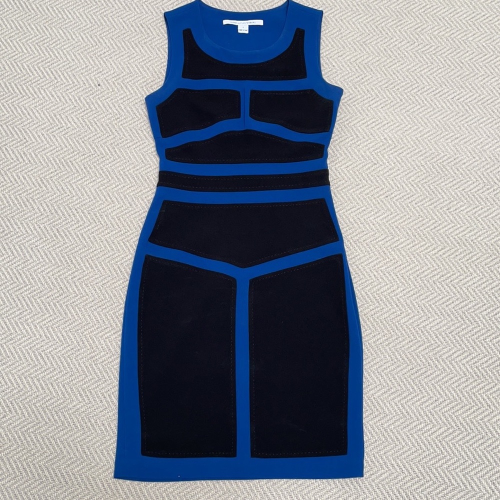 DIANE VON FURSTENBERG Colour Blocked Little Black Dress
